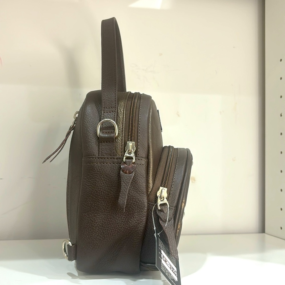 leather backpack - Picture 3 of 6
